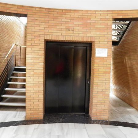Apartamento Fibes-Congresos Parking Gratis Sevilla Eksteriør billede