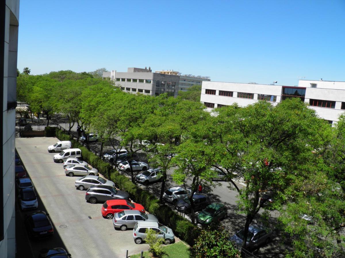 Apartamento Fibes-Congresos Parking Gratis Sevilla Eksteriør billede